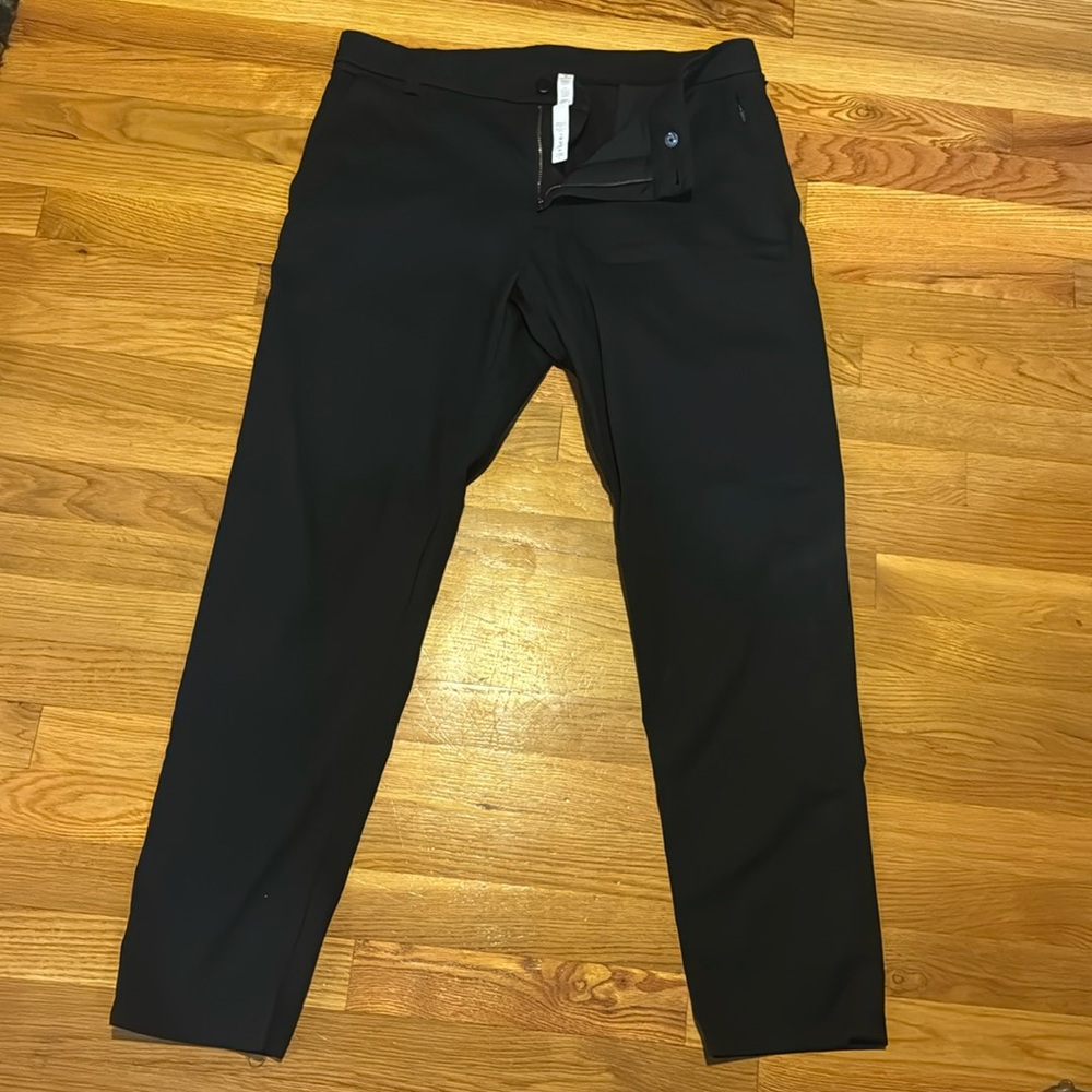 Lululemon Black ABC pants size 34